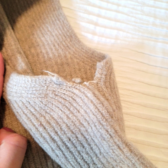 Aritzia Wilfred Tan Wool Sweater Vest - Picture 7 of 7